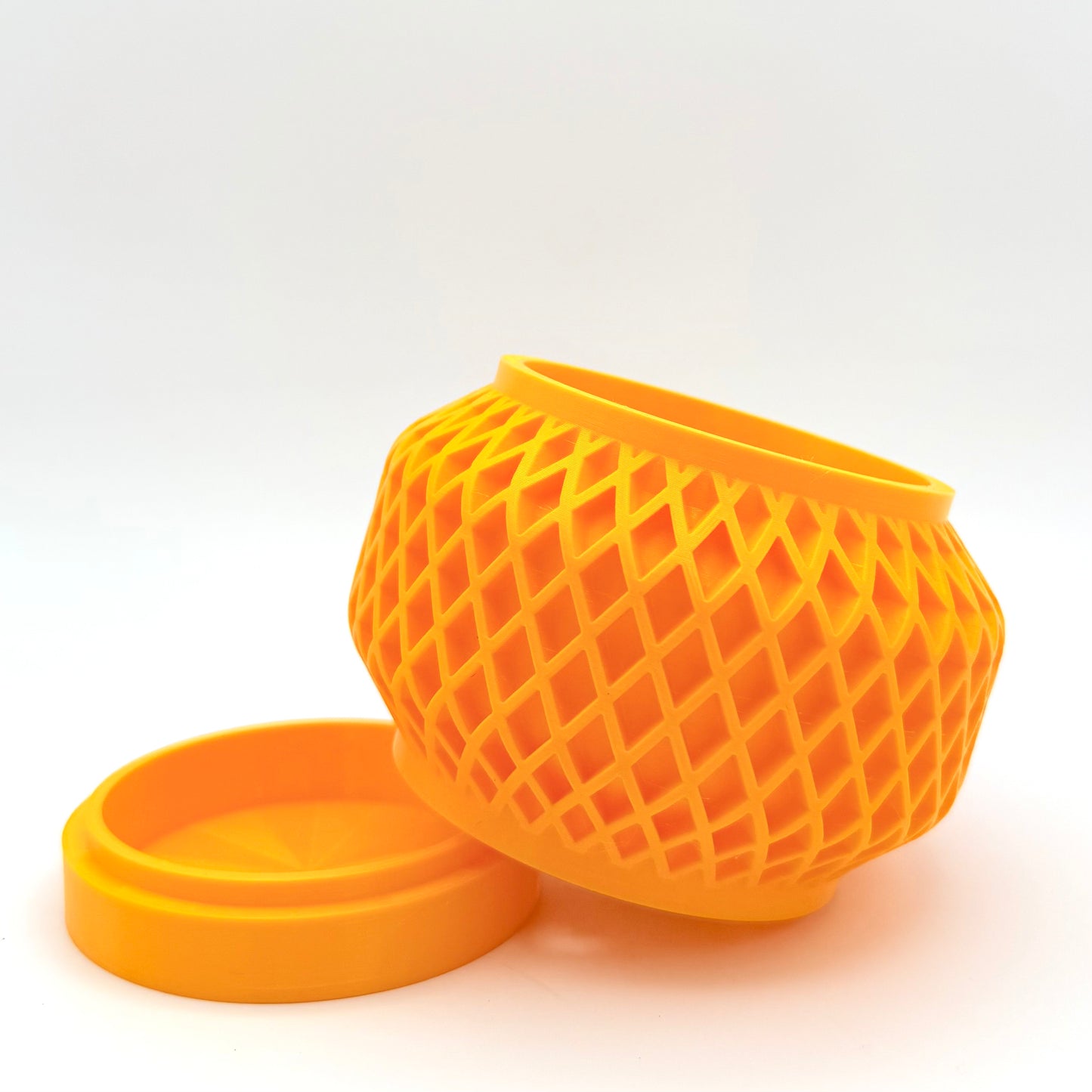 3" Woven Roots 3D Printed Cloud Planter with drainage tray in Sunshine