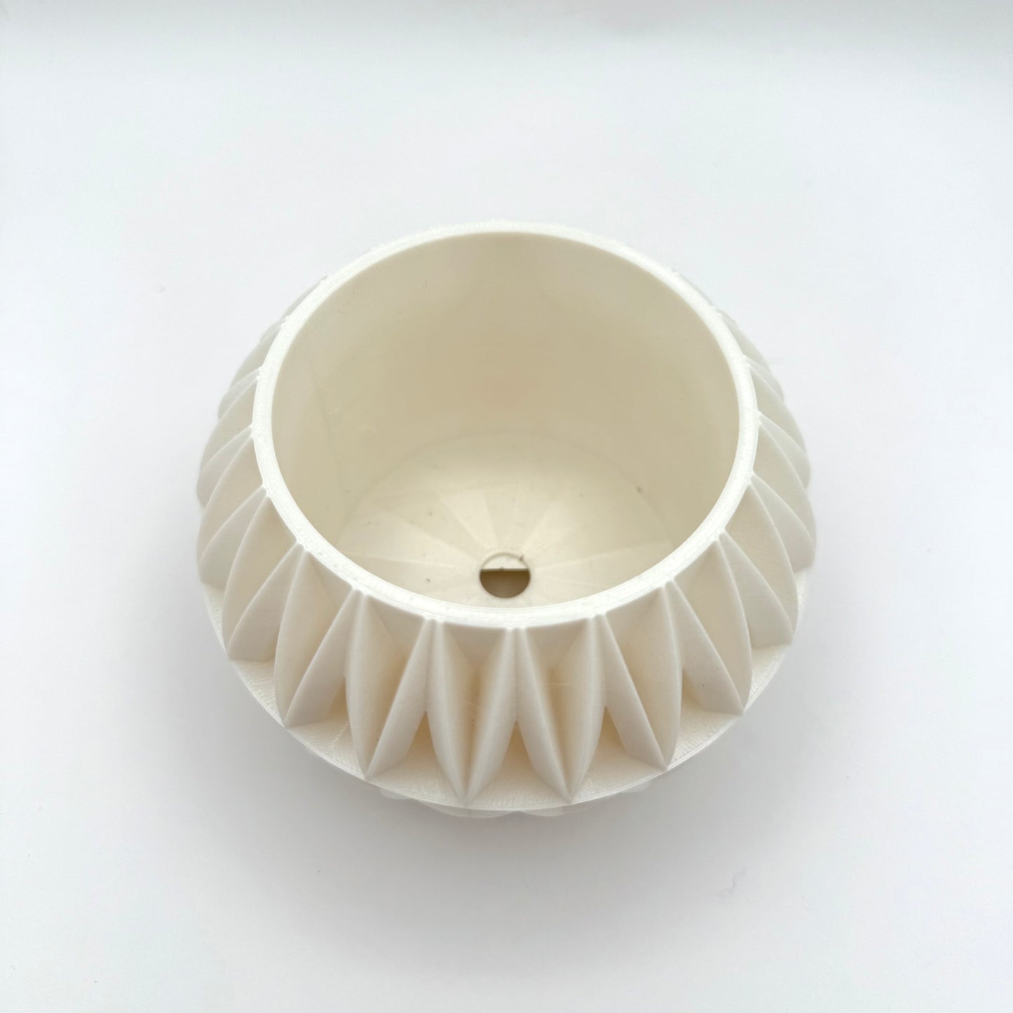 3" Garden Gate 3D Printed Cloud Planter with drainage tray in White Pearl