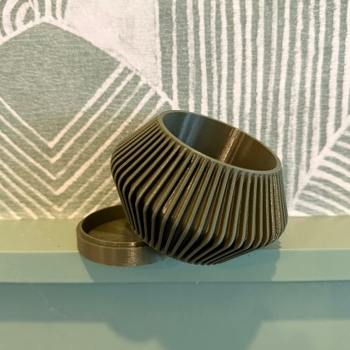 Convex 3D Printed Planter with drainage tray (Copy)