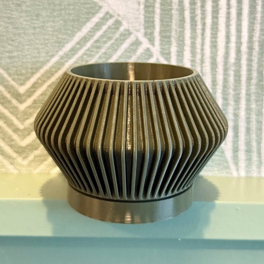 Convex 3D Printed Planter with drainage tray (Copy)