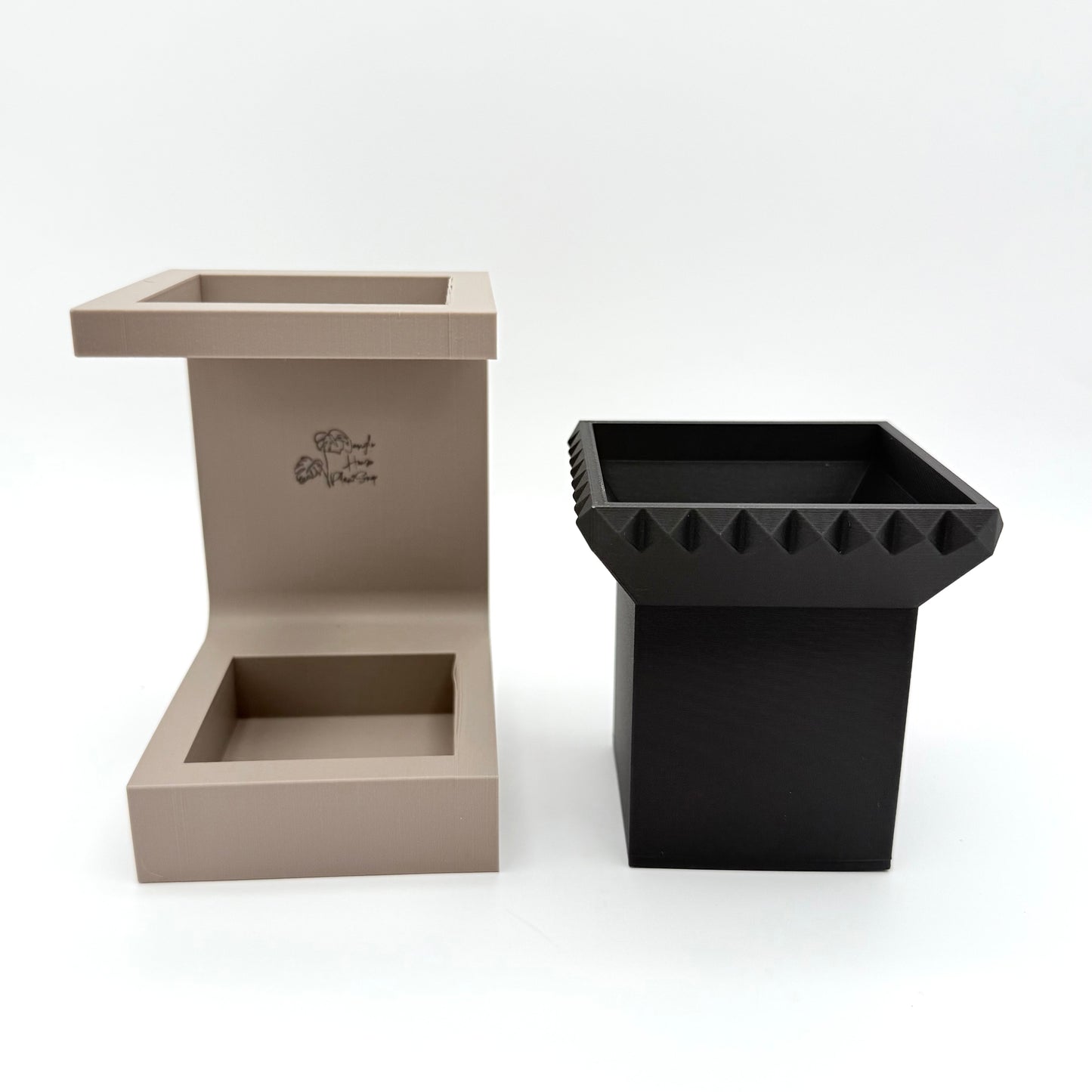 2-Piece Hover Cloud 3D Printed Planter with drainage tray in Matte Black/Tan
